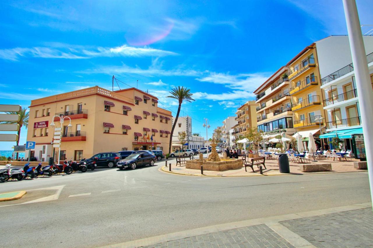 Aduport - Holiday Apartment Close To Beach In Jávea Екстериор снимка